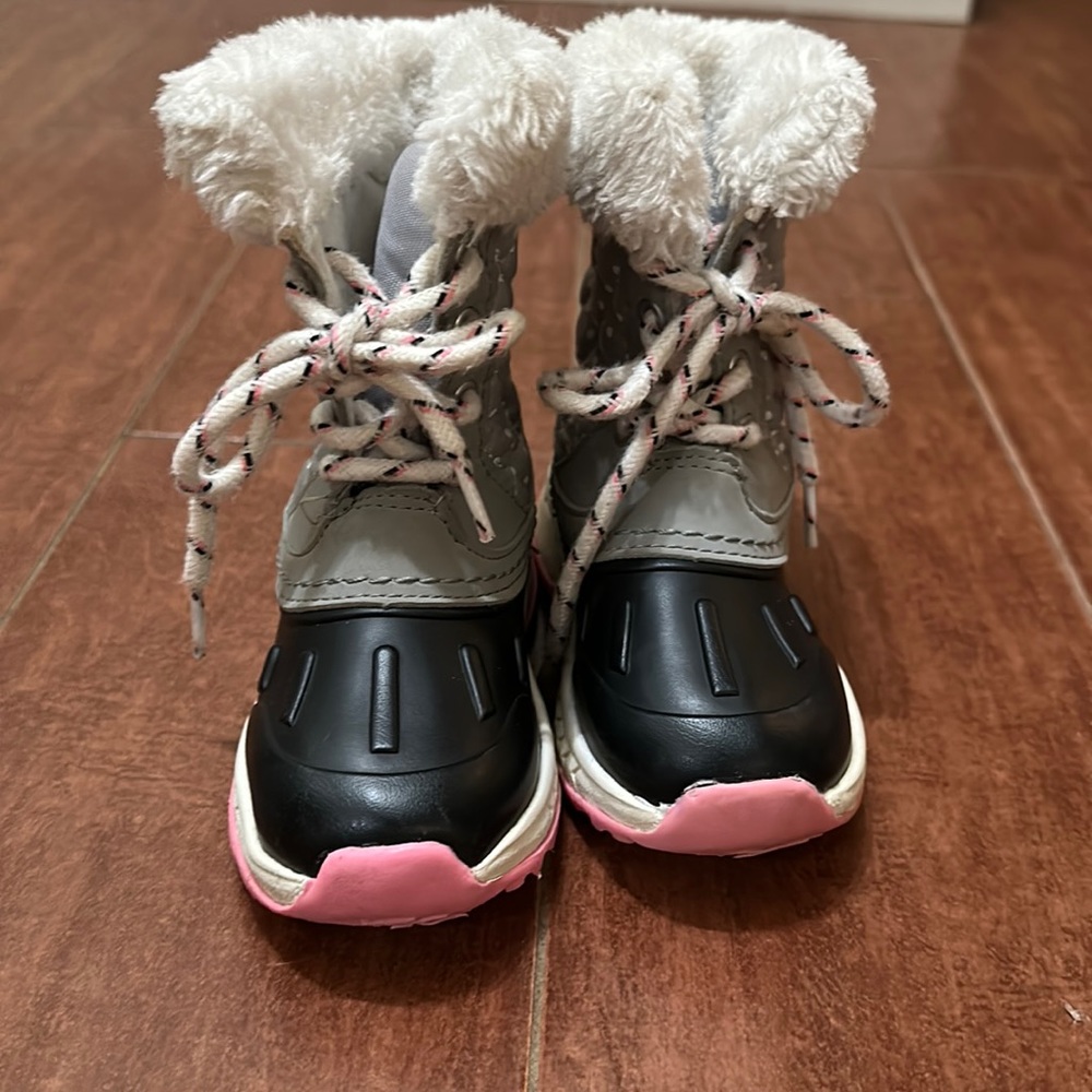 Carters winter boots